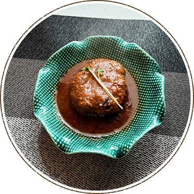 煮込みハンバーグ